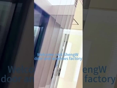 Porta scorrevole con vetro