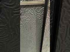 Porta di ingresso grande